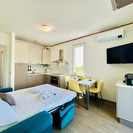 Ossidiana Apartment - Vista Lago - Centrico Сирмионе Екстериор снимка