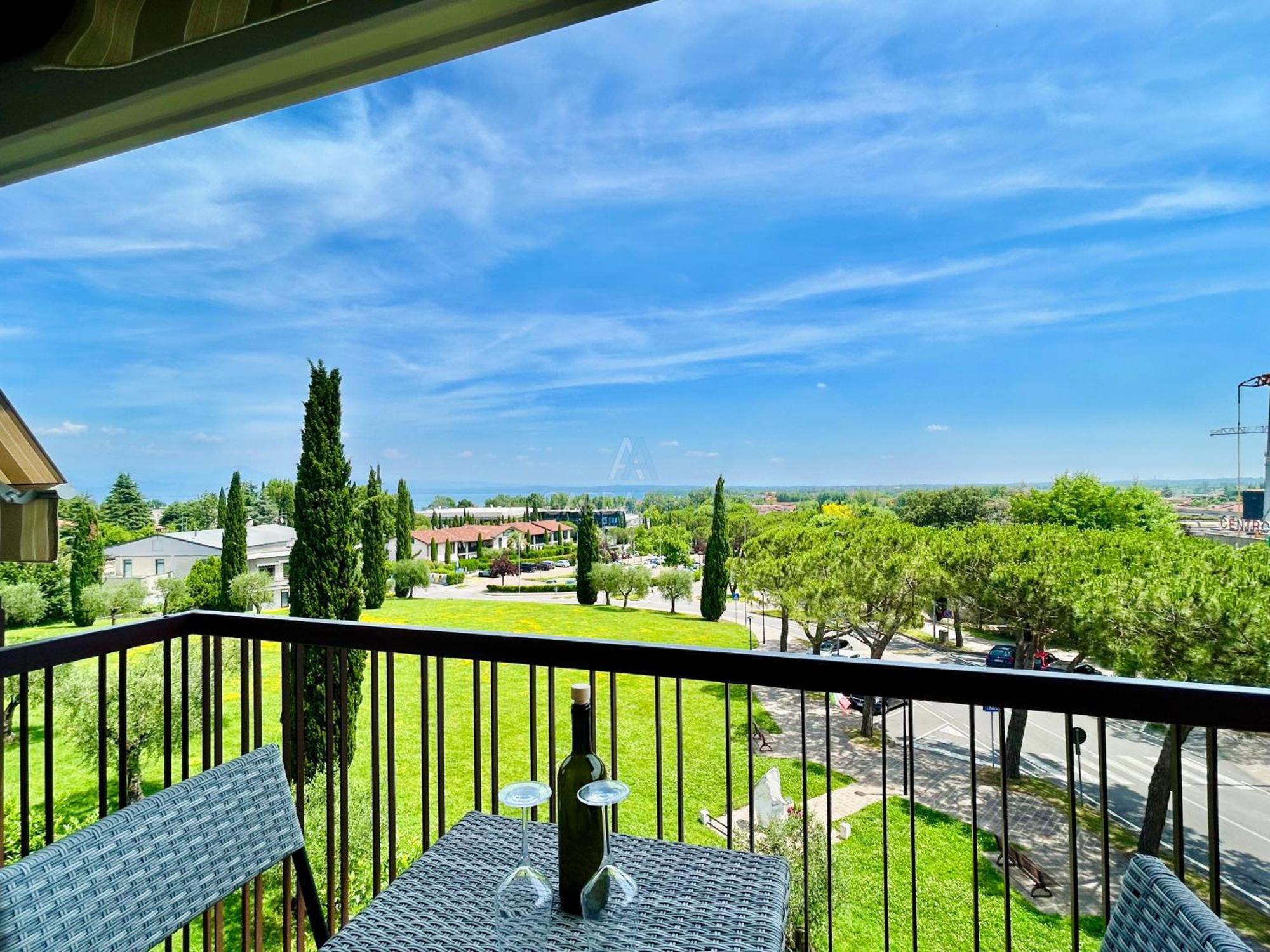 Ossidiana Apartment - Vista Lago - Centrico Сирмионе Екстериор снимка
